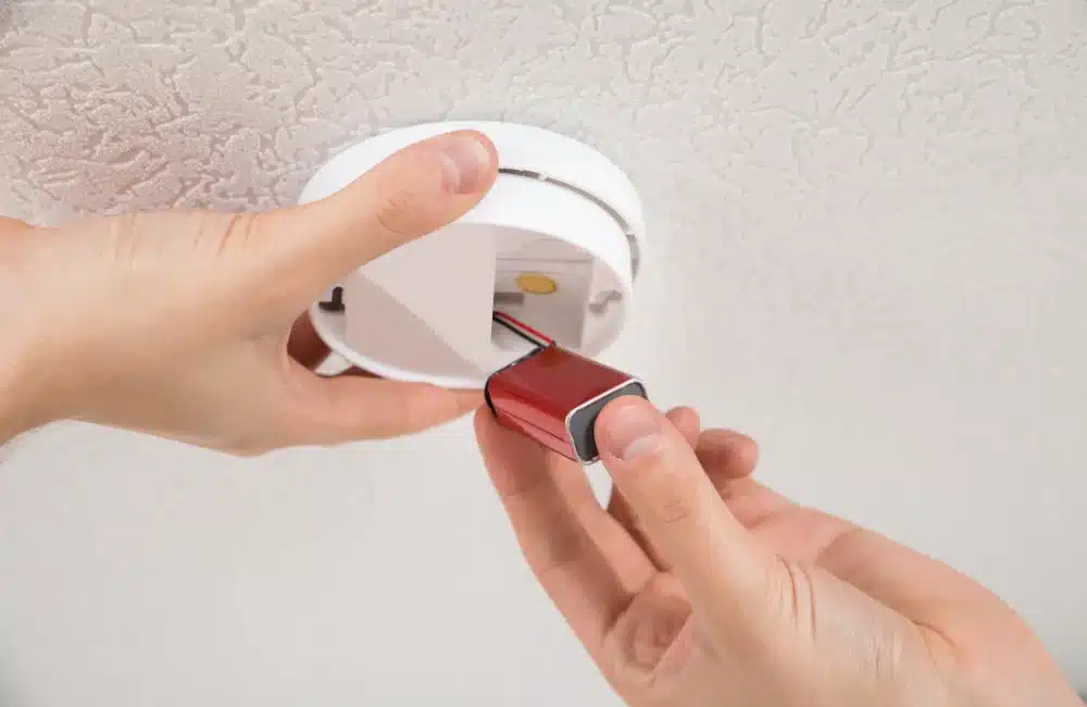 Smoke Detector คืออะไร มีหลักการทำงานอย่างไรบ้าง